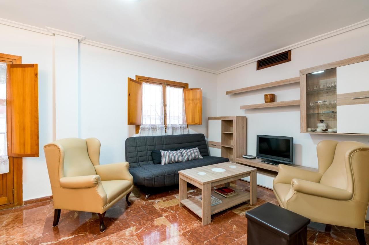 Apartamento Holi-Rent Estrella Sevilla Exterior foto